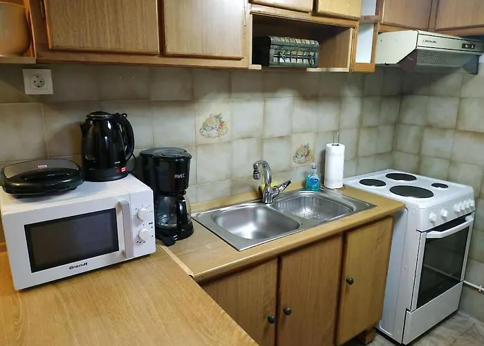 Linda's House 2 * Αγριά